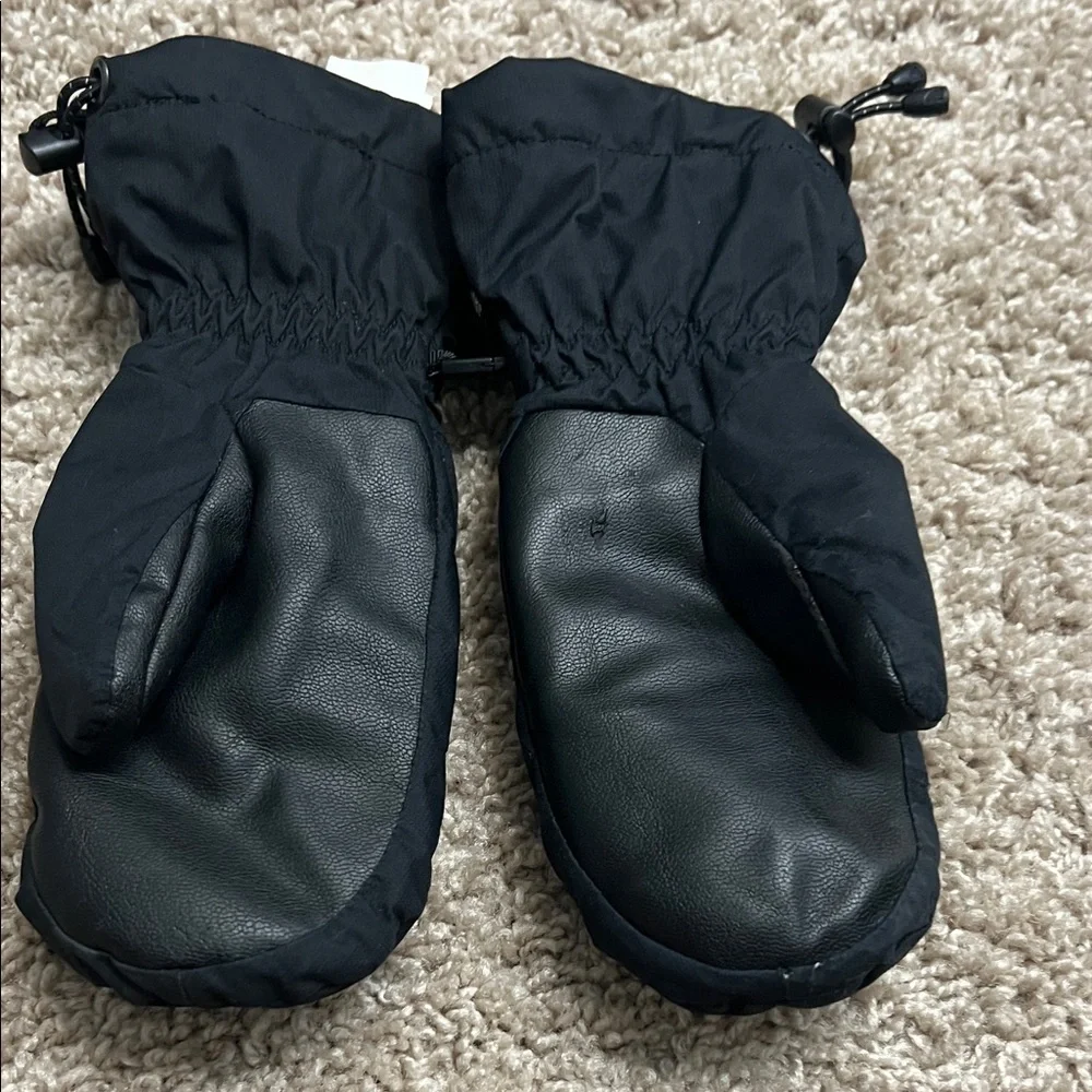 The North Face Black Youth Mittens - Insulated Winter Gloves sz M